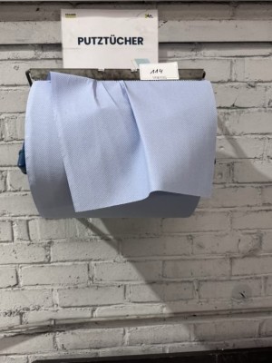 1 Papierabroller, wandmontiert